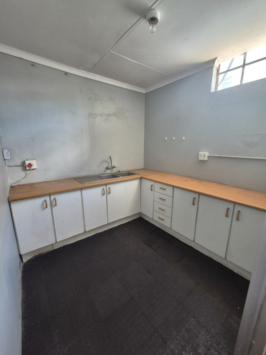 To Let commercial Property for Rent in Bloemfontein Free State